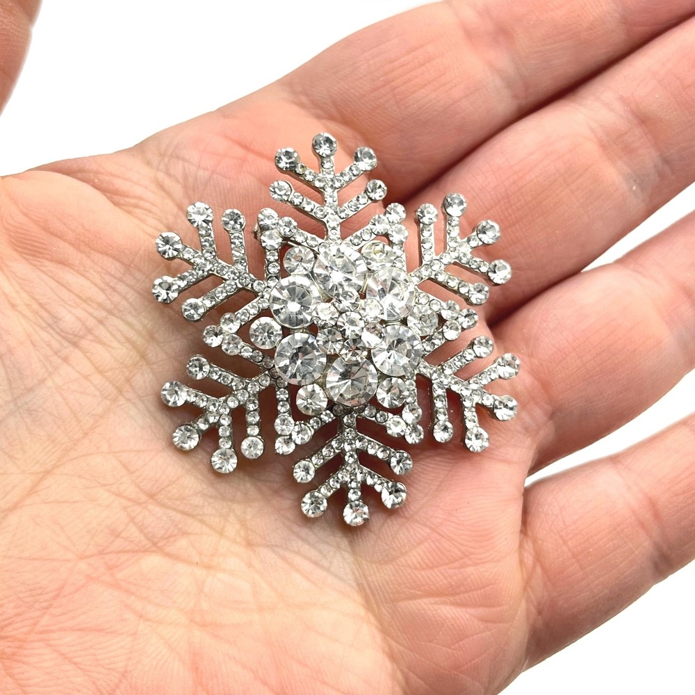 Silver Tone Clear Rhinestone Snowflake Brooch Pin Winter Holiday Jewelry 2 Inch